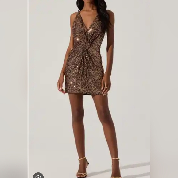 Elegant Sequin Brown Dress - Picture 1 of 9